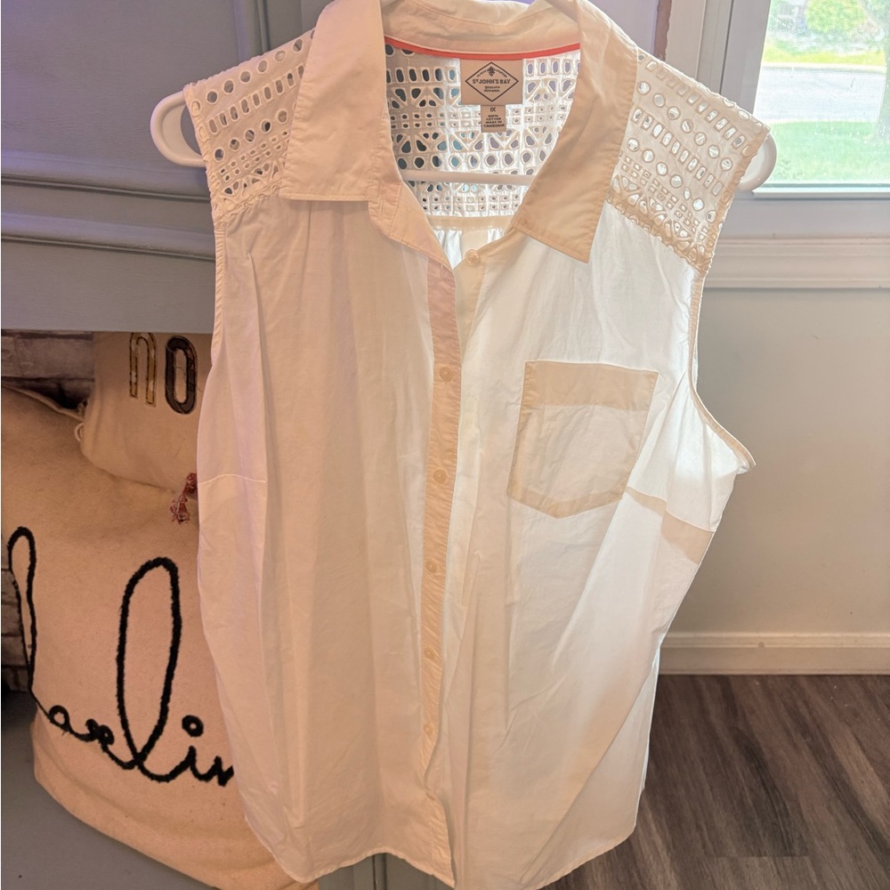 St. John's Bay White Sleeveless Button Down Shirt